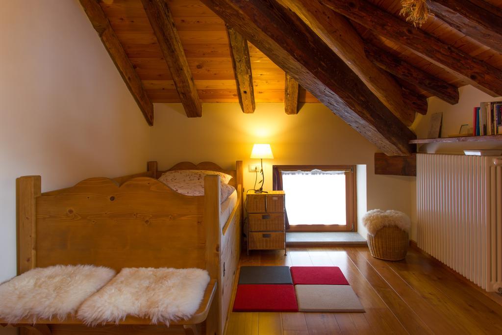 Tre Alberi Liberi Bed & Breakfast อาลันญา วัลซีเซีย ภายนอก รูปภาพ